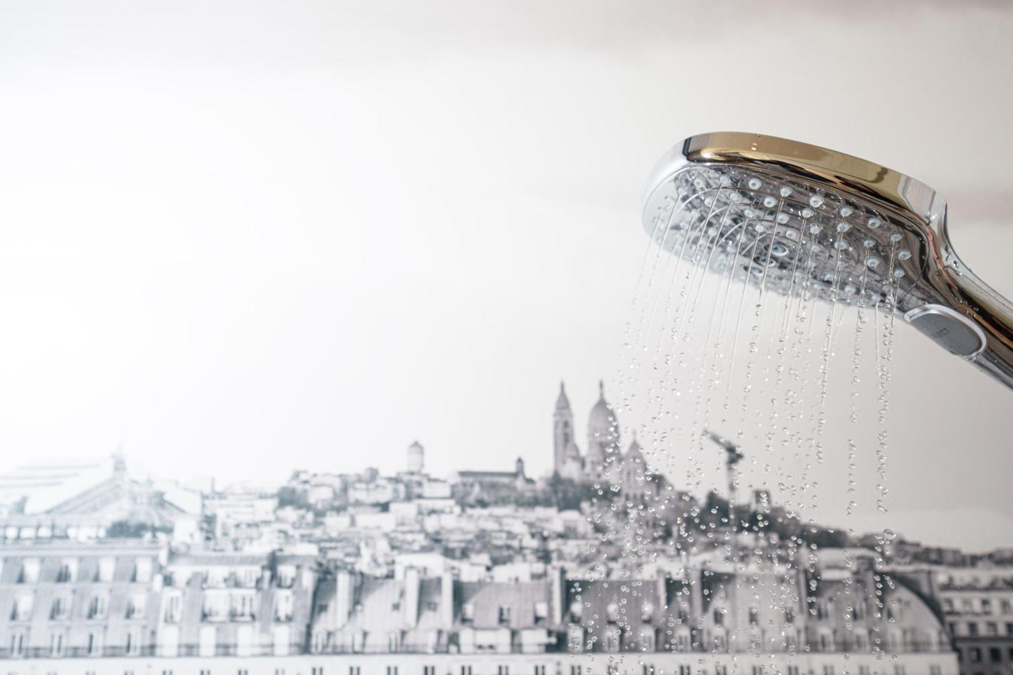 Campanile Montpellier Est Le Millenaire Hotel Bagian luar foto